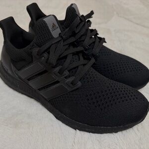 $180 Adidas UltraBoost 1.0 DNA Triple All Black Running Sneakers Shoes 9.5